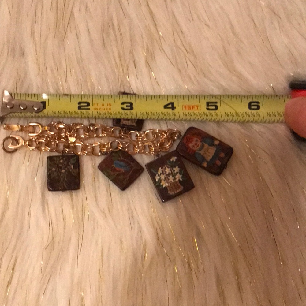 True vintage handpainted raggedy ann bracelet - Picture 8 of 8
